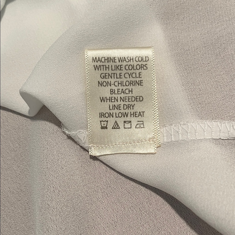 Max Studio White Ruffle Top Size M - Picture 12 of 13